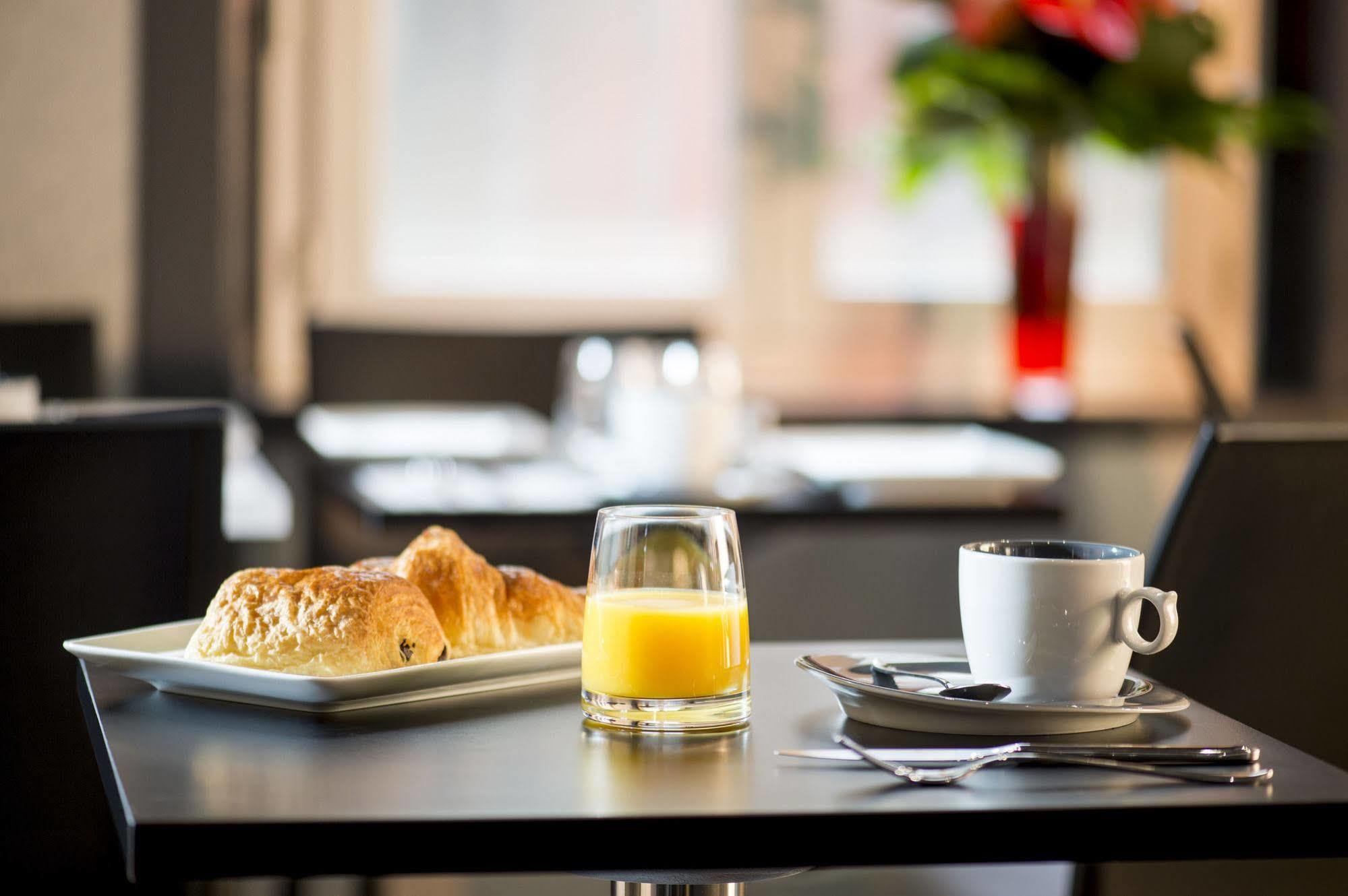 Hotel Des Savoies Lyon Perrache Экстерьер фото
