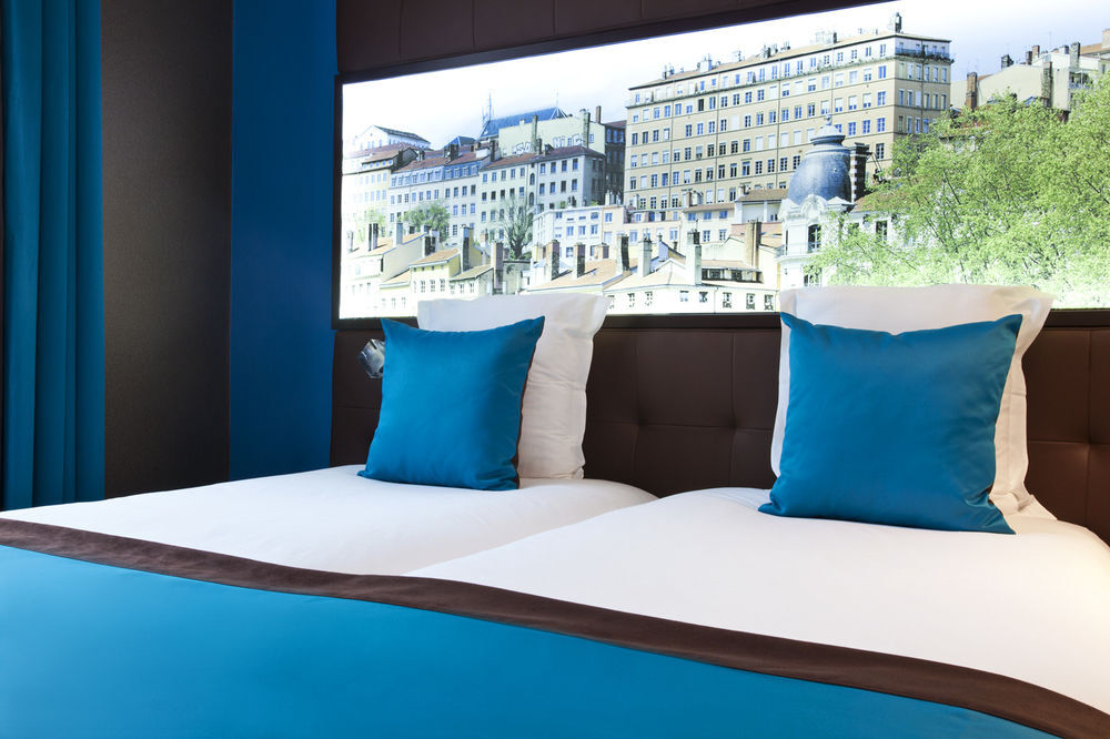 Hotel Des Savoies Lyon Perrache Экстерьер фото